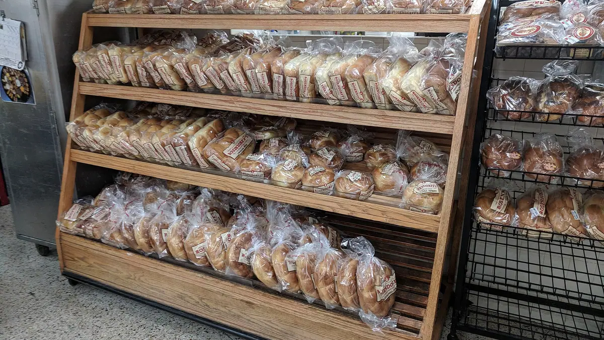 Mill Bakery – bakery in Pentewan, St Austell